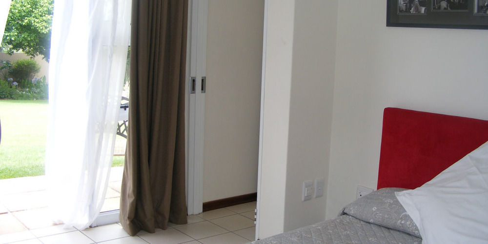 B&B On Buckingham Guest House Johannesburg Exterior foto